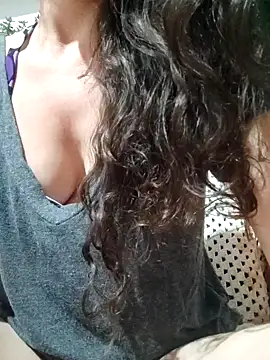 Snapshot of senhorasegredo chatting on 02-26-25, 03:42 senhorasegredo online show from 02-26-25, 03:42