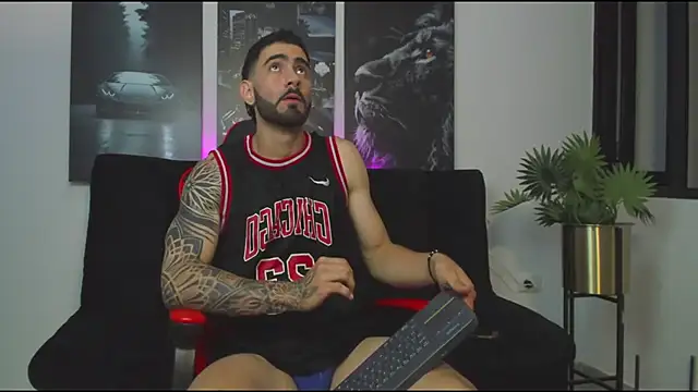 Snapshot of Austin_bolt chatting on 02-22-25, 02:50 Austin bolt online show from 02-22-25, 02:50