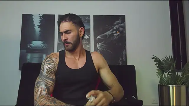 Snapshot of Austin_bolt chatting on 03-12-25, 04:08 Austin bolt online show from 03-12-25, 04:08