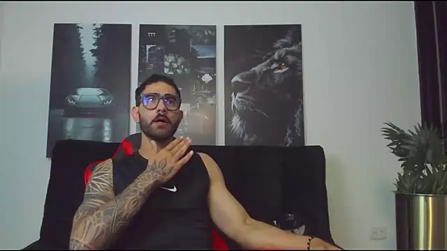 Snapshot of Austin_bolt chatting on 03-13-25, 03:00 Austin bolt online show from 03-13-25, 03:00