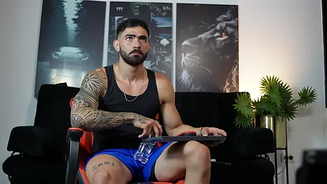 Snapshot of Austin_bolt chatting on 09-14-25, 02:33 Austin bolt online show from 09-14-25, 02:33