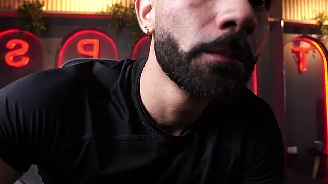 Snapshot of Austin_bolt chatting on 09-28-25, 02:06 Austin bolt online show from 09-28-25, 02:06