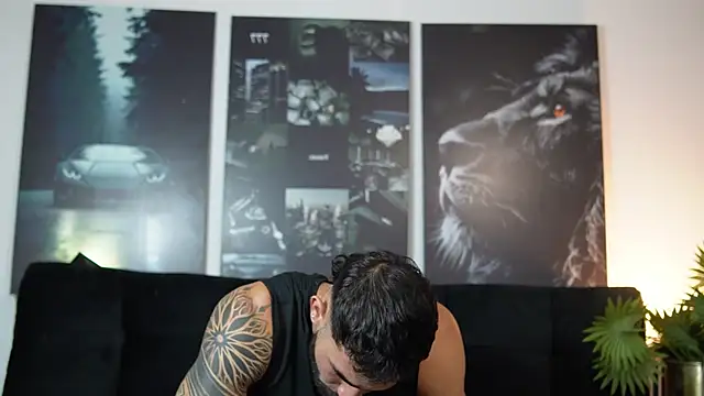 Snapshot of Austin_bolt chatting on 10-07-25, 02:42 Austin bolt online show from 10-07-25, 02:42