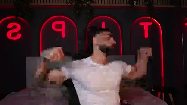 Snapshot of Austin_bolt chatting on 11-05-25, 02:55 Austin bolt online show from 11-05-25, 02:55