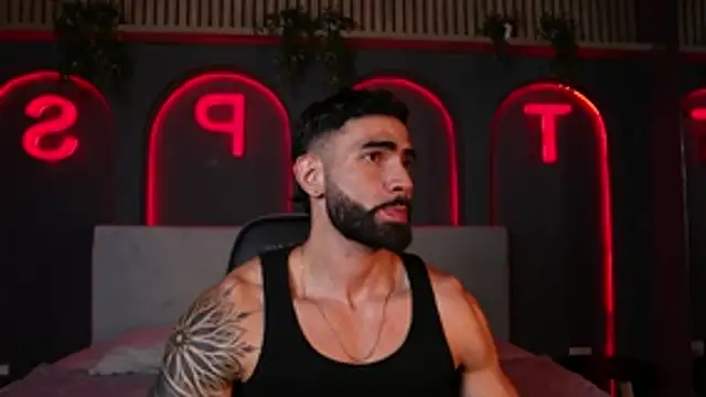 Snapshot of Austin_bolt chatting on 11-06-25, 03:18 Austin bolt online show from 11-06-25, 03:18