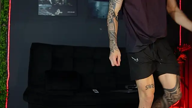 Snapshot of Austin_bolt chatting on 01-07-26, 02:58 Austin bolt online show from 01-07-26, 02:58