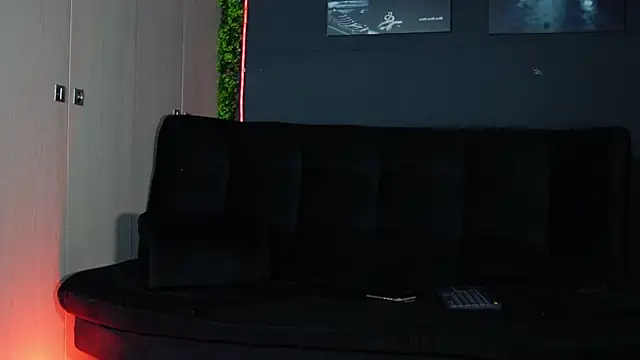 Snapshot of Austin_bolt chatting on 01-11-26, 01:32 Austin bolt online show from 01-11-26, 01:32