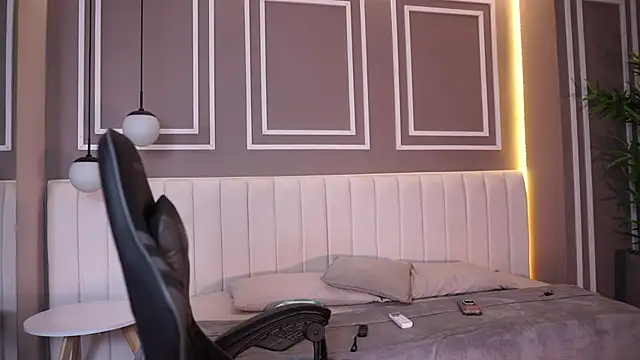 Snapshot of Austin_bolt chatting on 02-05-26, 02:05 Austin bolt online show from 02-05-26, 02:05