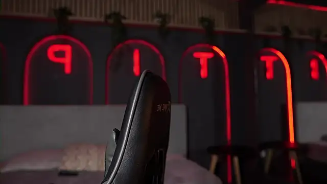 Snapshot of Austin_bolt chatting on 02-22-26, 01:51 Austin bolt online show from 02-22-26, 01:51