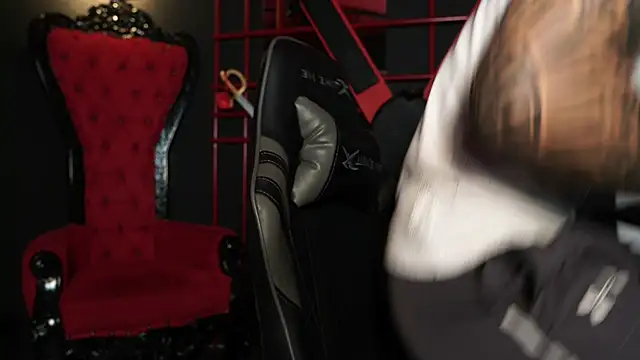 Snapshot of Austin_bolt chatting on 03-17-26, 04:06 Austin bolt online show from 03-17-26, 04:06