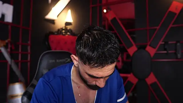 Snapshot of Austin_bolt chatting on 03-31-26, 01:40 Austin bolt online show from 03-31-26, 01:40