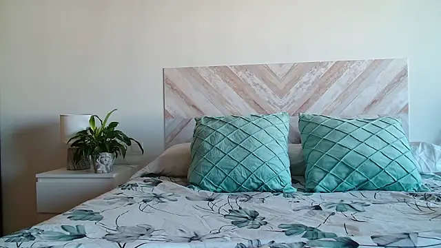 secretmuses online show from 02-08-26, 04:10