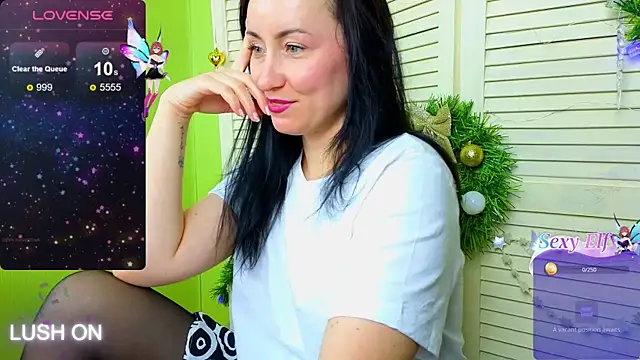 Roxyy Star online show from 01-17-25, 07:41