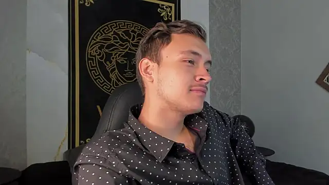 Desmon Clark online show from 01-07-25, 07:49