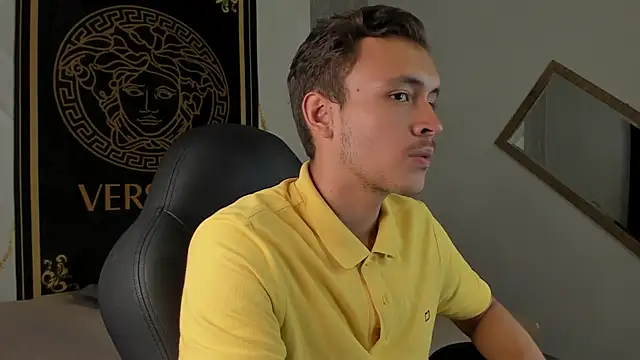 Desmon Clark online show from 01-11-25, 03:13