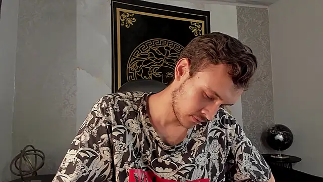 Desmon Clark online show from 02-02-25, 02:48