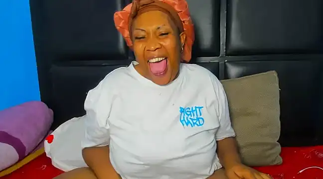 Sweetdelight86 online show from 02-09-25, 06:26