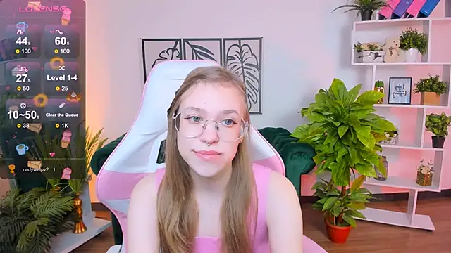 Snapshot of LayriantaVee chatting on 02-01-25, 07:05 LayriantaVee online show from 02-01-25, 07:05