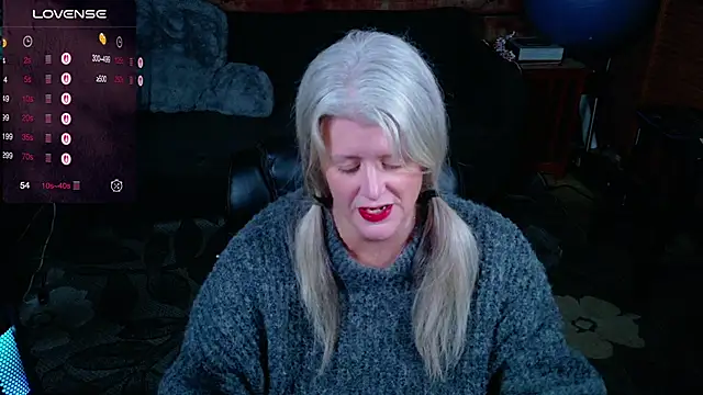 Snapshot of AliceHarlot chatting on 10-16-25, 03:51 AliceHarlot online show from 10-16-25, 03:51