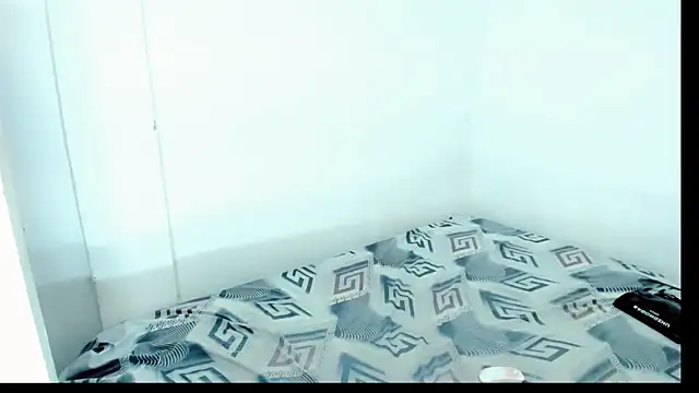 leinisofia69 online show from 01-05-25, 03:43