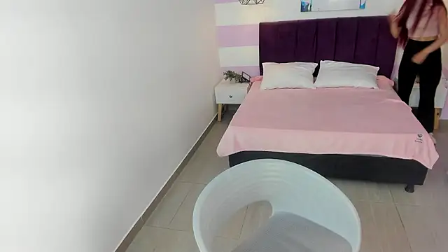 Scarlett  bell online show from 02-02-26, 01:10