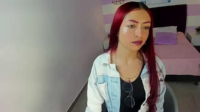 Scarlett  bell online show from 02-05-26, 01:27