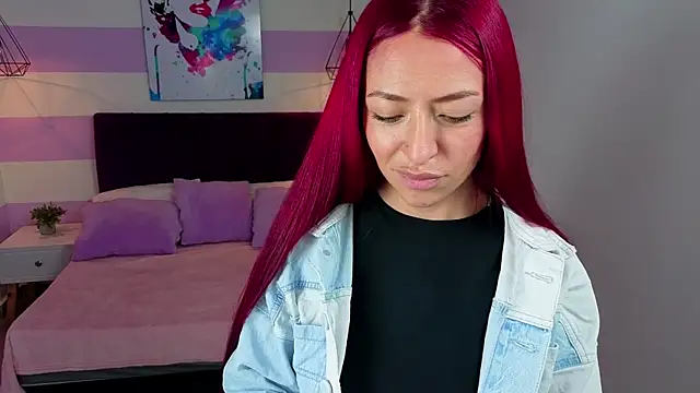 Snapshot of Scarlett__bell chatting on 06-26-26, 11:36 Scarlett bell online show from 06-26-26, 11:36