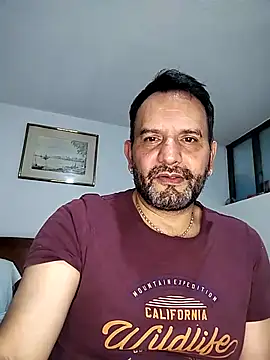 RogueTraveler online show from 02-14-25, 01:23