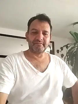 RogueTraveler online show from 02-25-25, 03:16