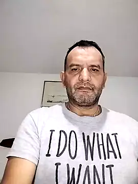 RogueTraveler online show from 09-21-25, 04:25