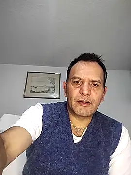 RogueTraveler online show from 10-28-25, 03:10