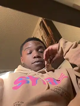 Snapshot of TransboyJay chatting on 01-08-26, 11:07 TransboyJay online show from 01-08-26, 11:07