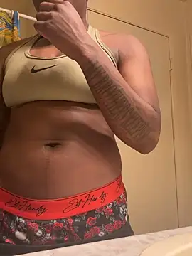 Snapshot of TransboyJay chatting on 03-06-26, 09:22 TransboyJay online show from 03-06-26, 09:22