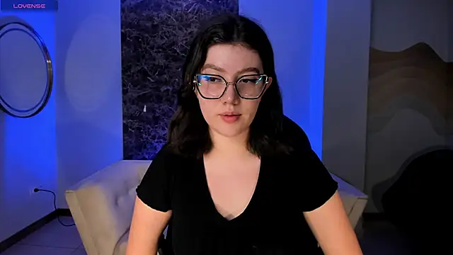 Snapshot of AmberFarrell chatting on 11-21-25, 08:18 AmberFarrell online show from 11-21-25, 08:18