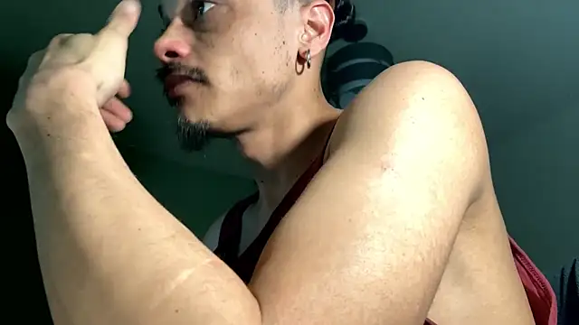 villanocat online show from 09-25-25, 03:43