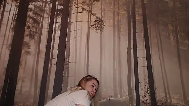 Snapshot of Anna_Curvy chatting on 03-06-25, 11:36 Anna Curvy online show from 03-06-25, 11:36