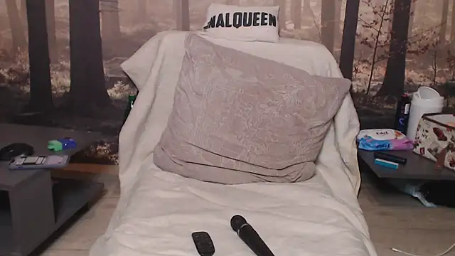 Snapshot of Anna_Curvy chatting on 03-08-25, 10:43 Anna Curvy online show from 03-08-25, 10:43