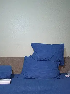 Snapshot of Anna_Curvy chatting on 11-24-25, 02:22 Anna Curvy online show from 11-24-25, 02:22