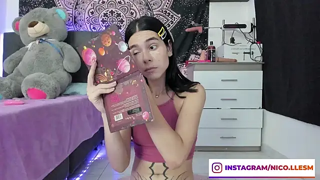 Snapshot of jade_dakota__ chatting on 02-02-25, 11:00 jade dakota online show from 02-02-25, 11:00