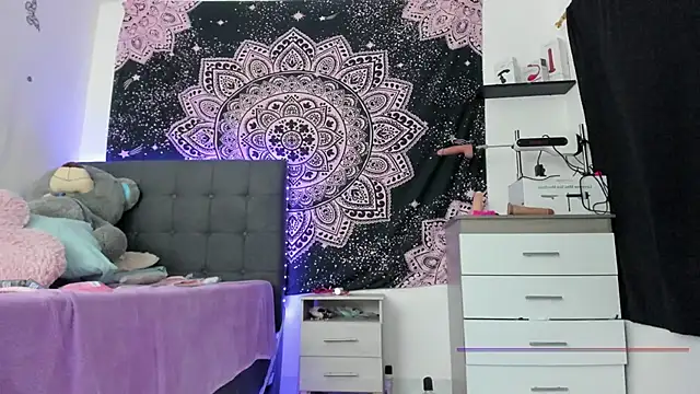 Snapshot of jade_dakota__ chatting on 02-03-25, 05:07 jade dakota online show from 02-03-25, 05:07