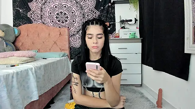 Snapshot of jade_dakota__ chatting on 03-22-25, 01:11 jade dakota online show from 03-22-25, 01:11