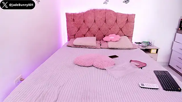 Snapshot of jade_dakota__ chatting on 10-02-25, 01:23 jade dakota online show from 10-02-25, 01:23