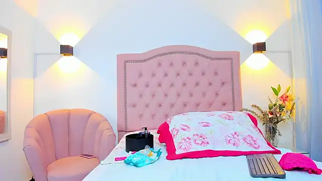 JulieeHabubu online show from 10-24-25, 03:25