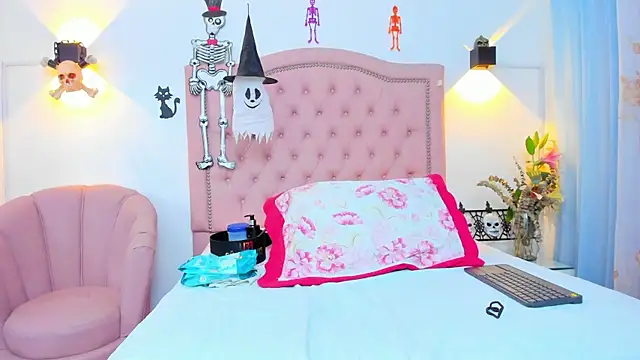 JulieeHabubu online show from 10-26-25, 03:01