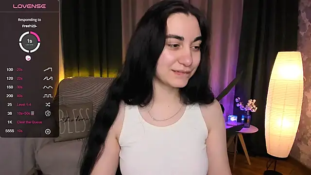 hannacheekss  online show from 12-07-24, 02:09