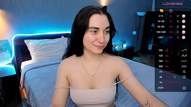 hannacheekss  online show from 01-13-25, 10:03