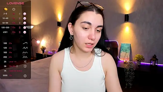 hannacheekss  online show from 01-28-25, 05:11