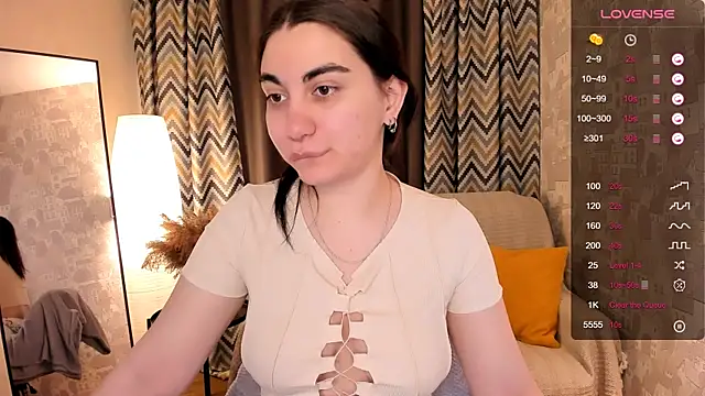 hannacheekss  online show from 03-18-25, 02:15