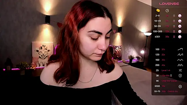 hannacheekss  online show from 09-22-25, 02:02