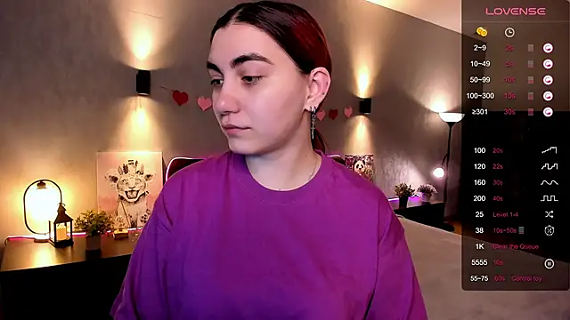 hannacheekss  online show from 09-26-25, 02:04